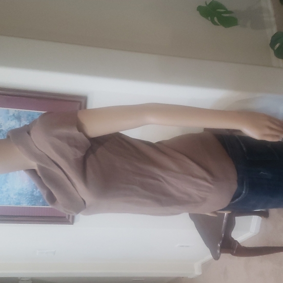 Banana Republic m light brown short sleeve sweater cowlneck ribbed hems - Picture 2 of 8